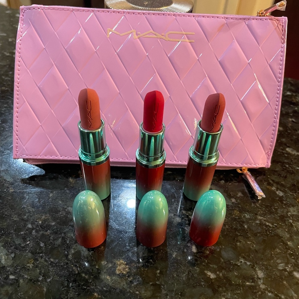MAC Cosmetics Trio Lipstick Set in Red and Two Nude-Pink Shades - Picture 3 of 8